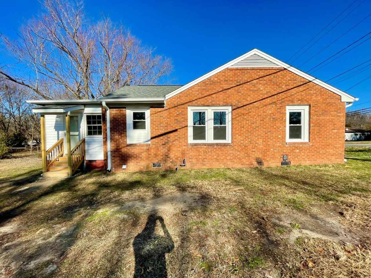 1001 Huffine Mill Rd - Photo 3 of 29