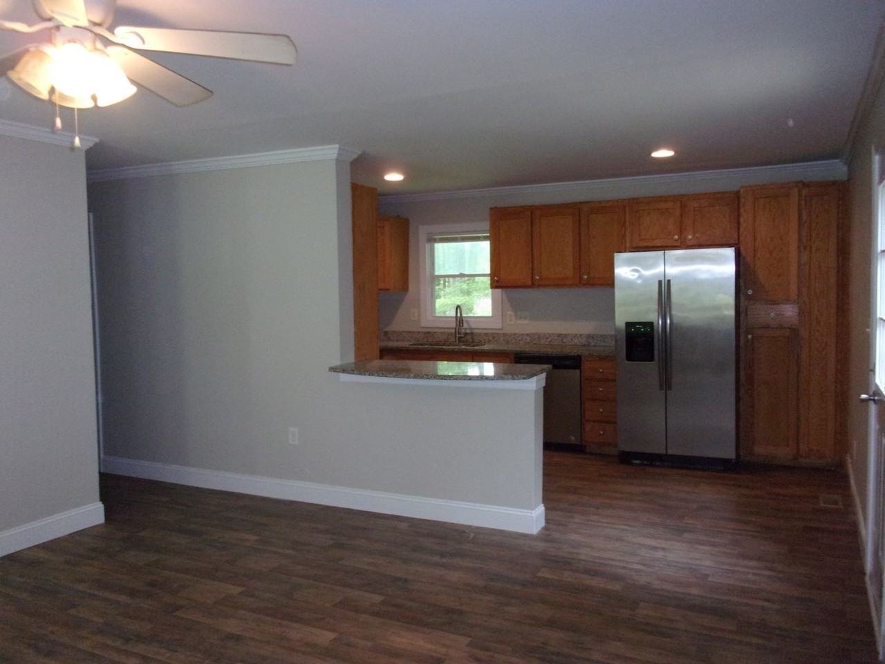 126 Valley Rd - Photo 3 of 18