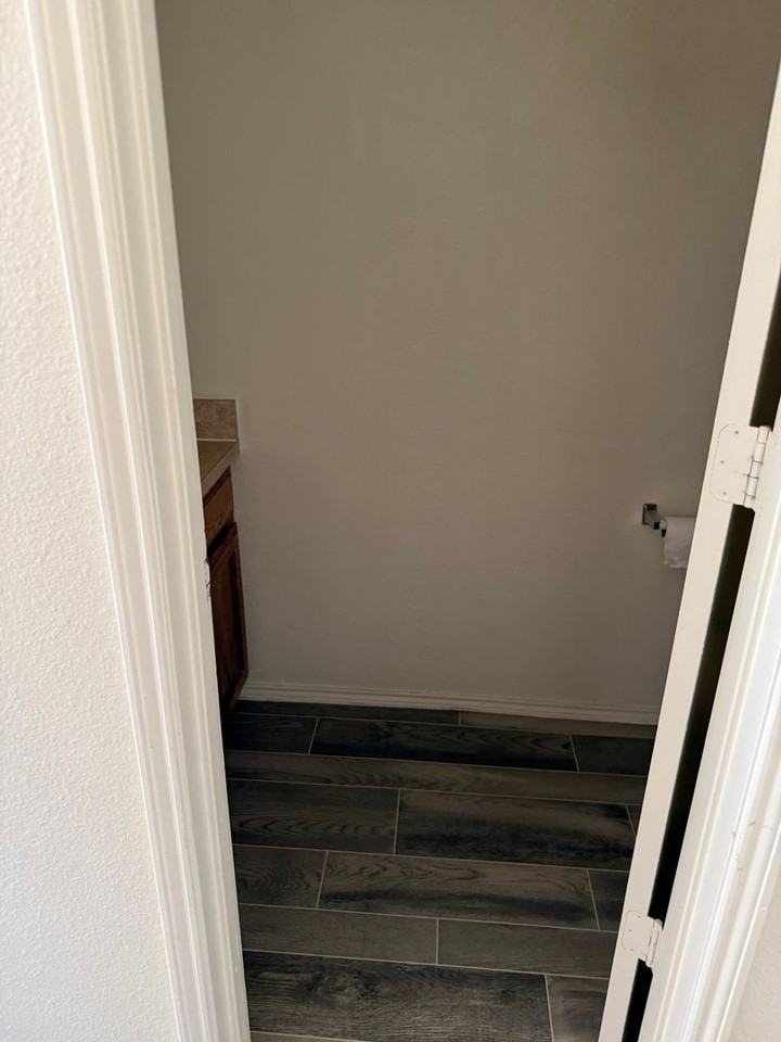 112 W 3rd St - Photo 7 of 22