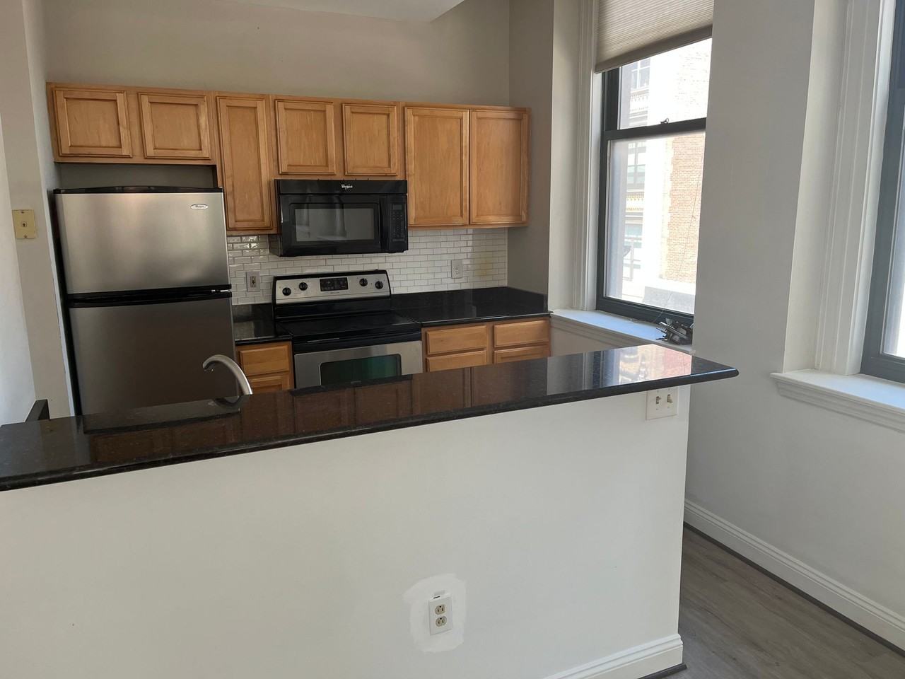 330 N Charles Street - Photo 3 of 8