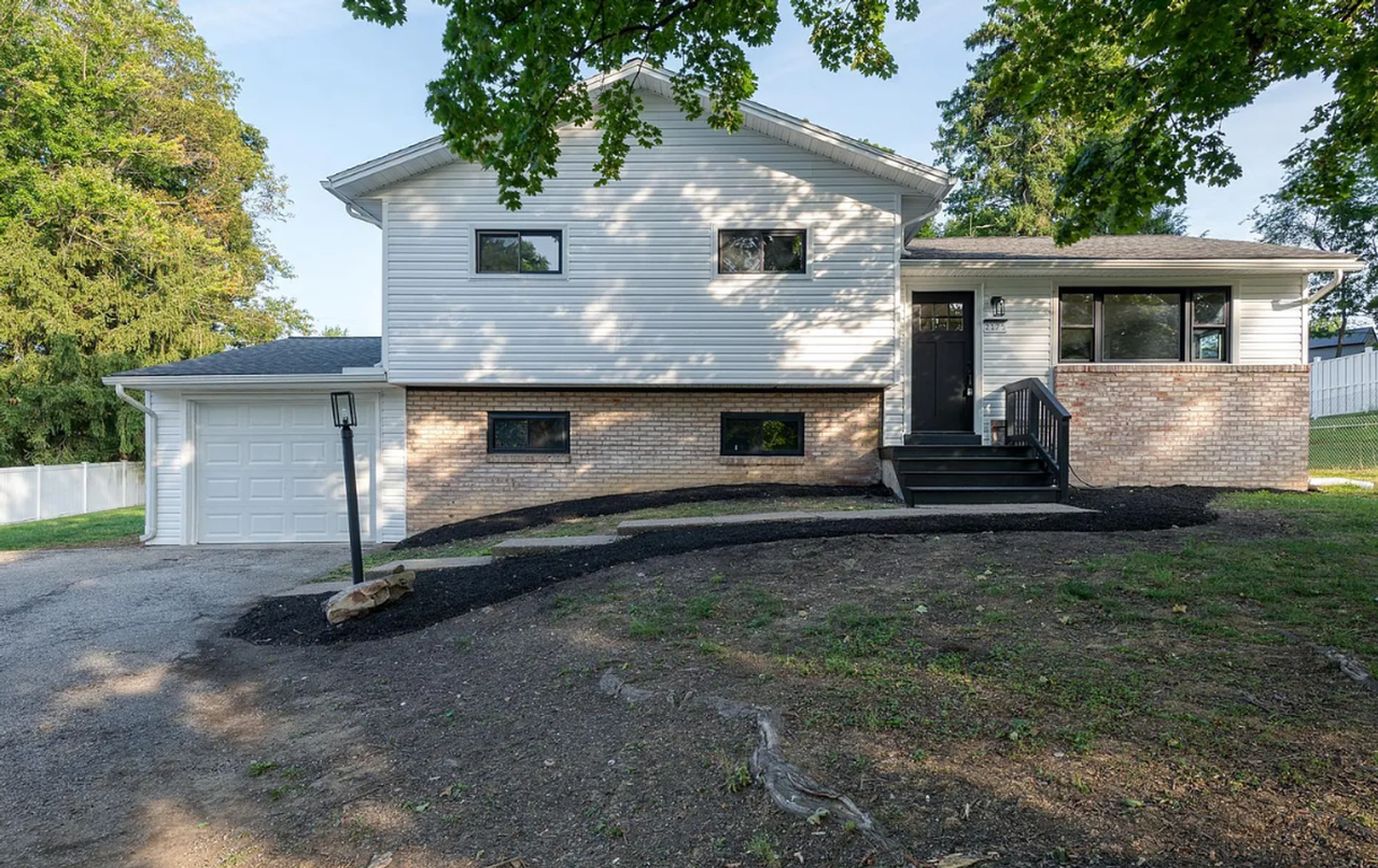 2175 Gale Dr - Photo 2 of 36