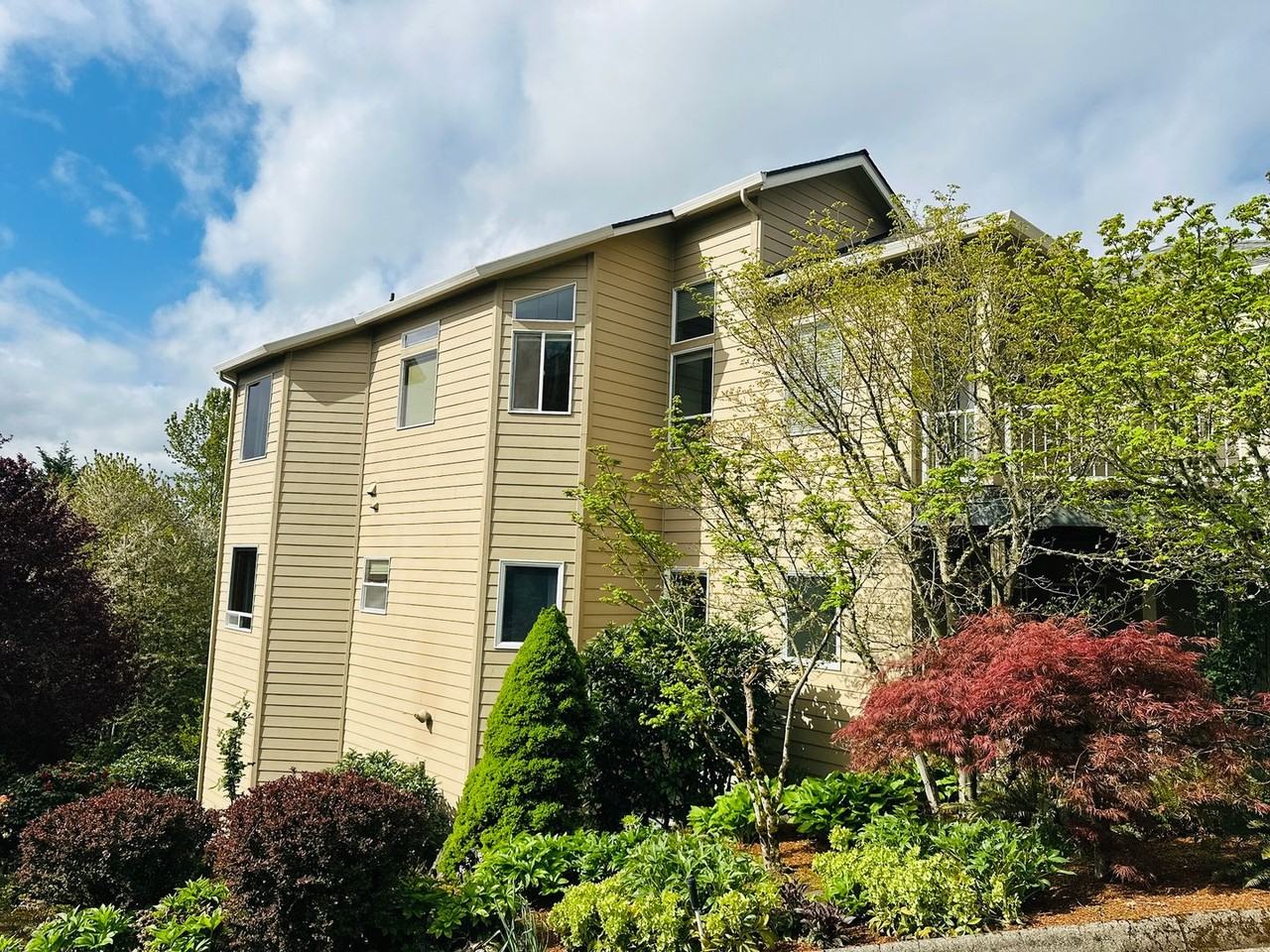 1875 N 15th Ct - Photo 2 of 42