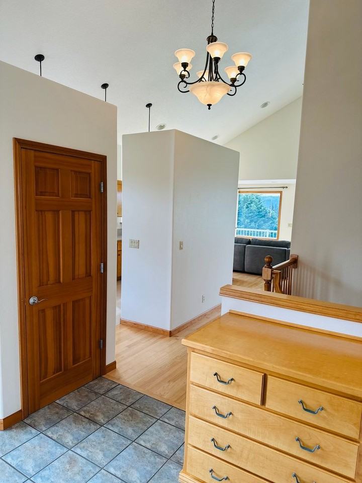 1875 N 15th Ct - Photo 4 of 42