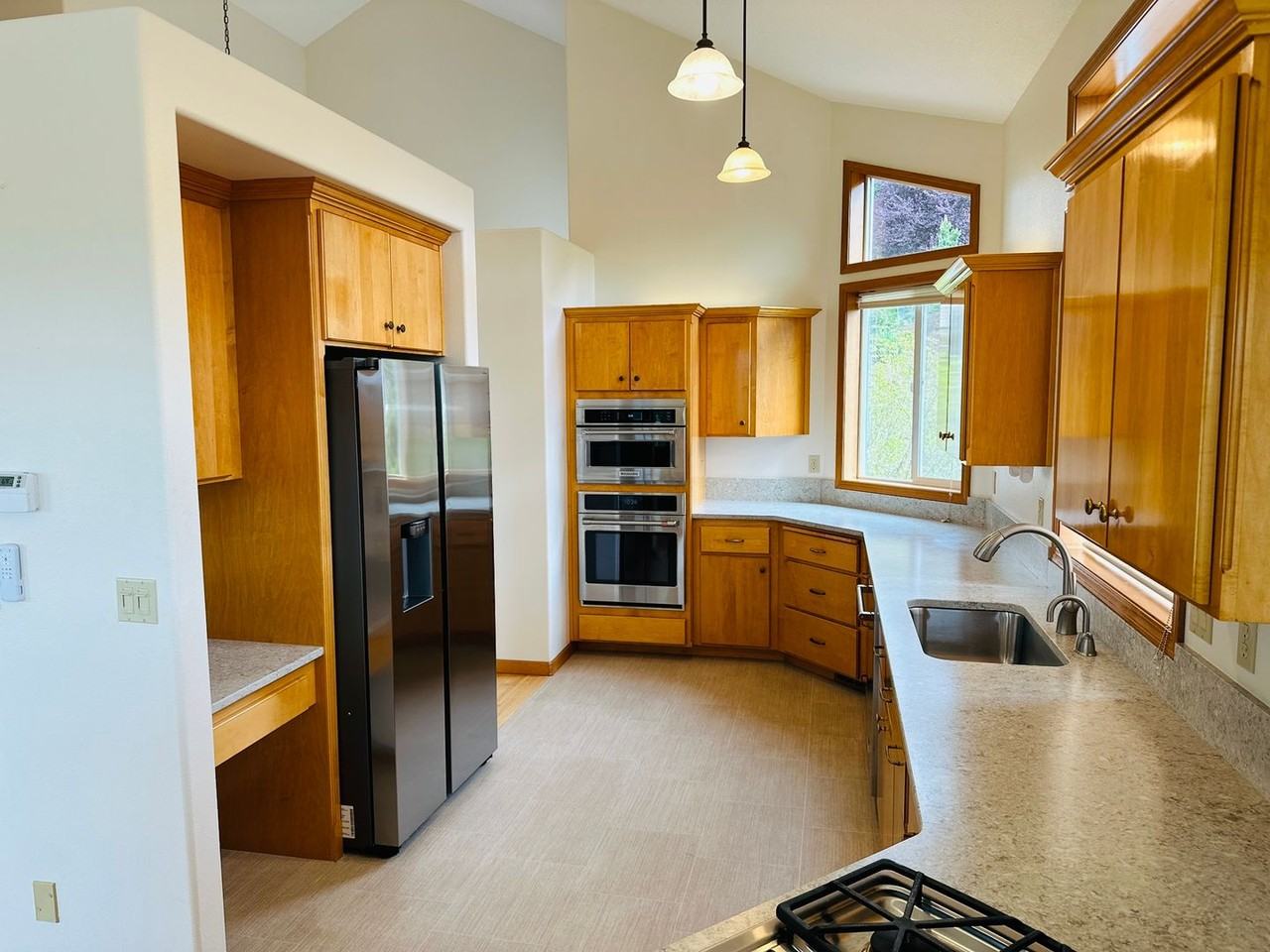 1875 N 15th Ct - Photo 7 of 42