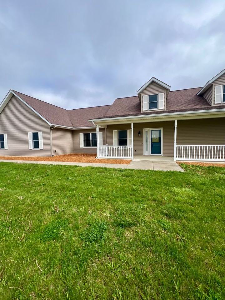 13711 Hoagland Rd - Photo 3 of 50