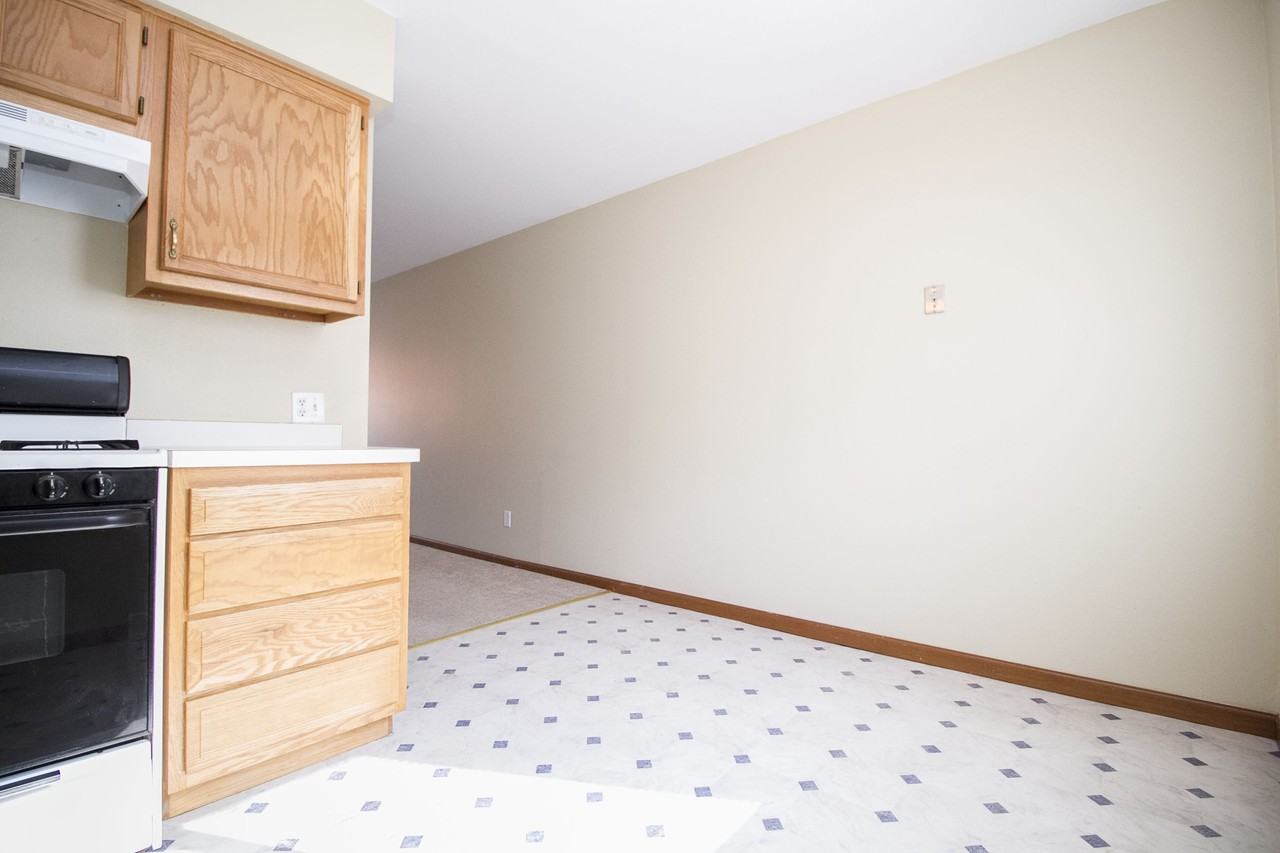 4715 Bennett Road #10 - Photo 6 of 18