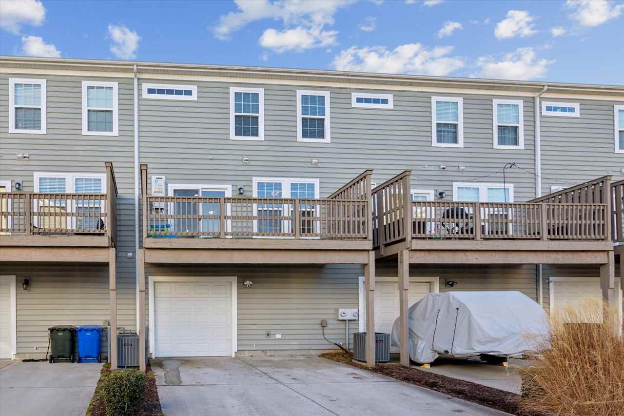 4968 Limestone Ave #1 - Photo 2 of 25