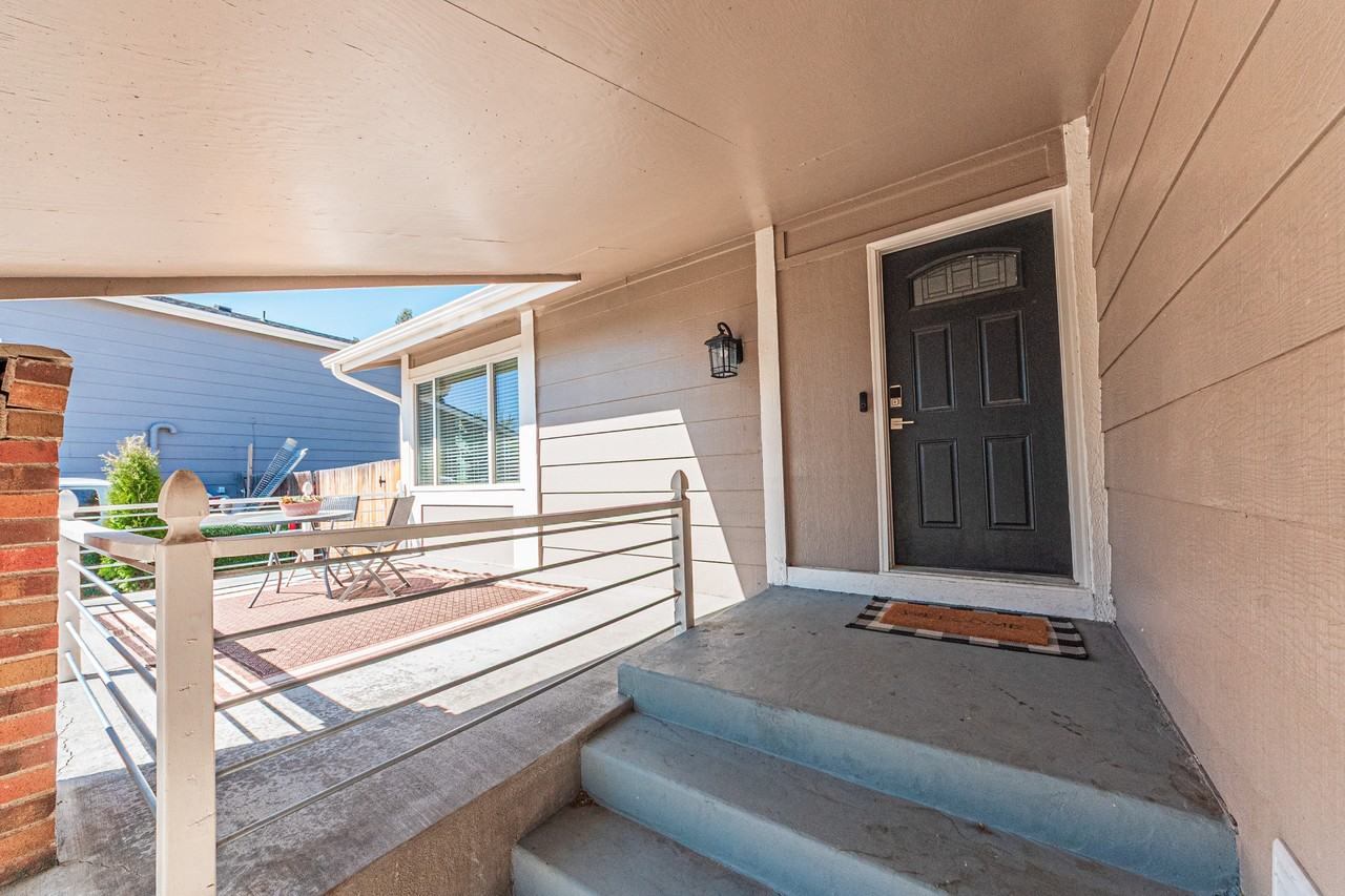 3158 Breckenridge Dr W #NA - Photo 3 of 45