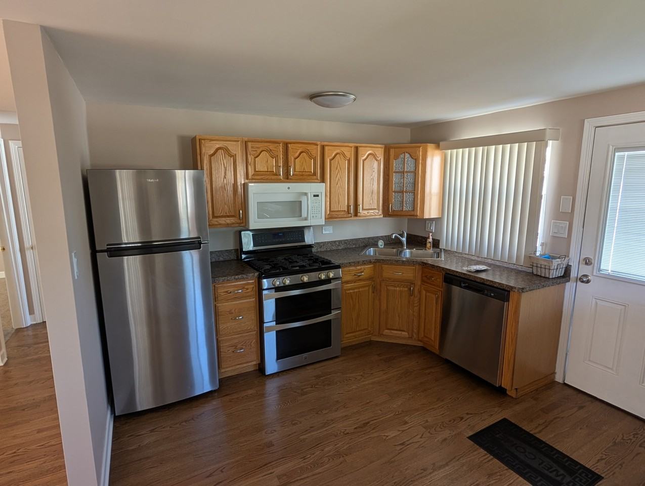 8827 S Kilbourn Ave #NA - Photo 3 of 7