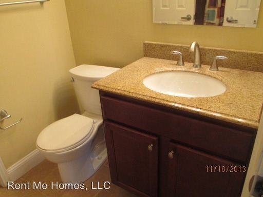 2516 Grassy Point Drive - Photo 2 of 6