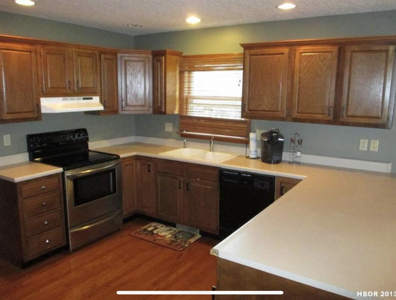 804 Hunters Creek Dr #NA - Photo 4 of 4