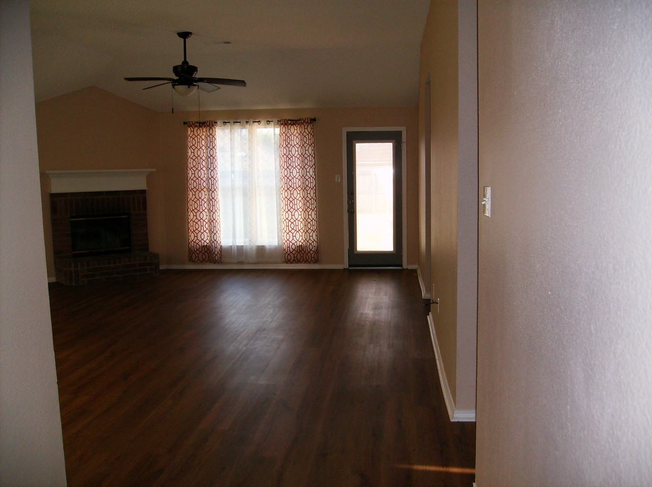 414 Fleming St #NA - Photo 3 of 21