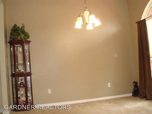 10308 Lake Forest Dr - Photo 3 of 9