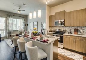 featured image of 800 Brazos Street