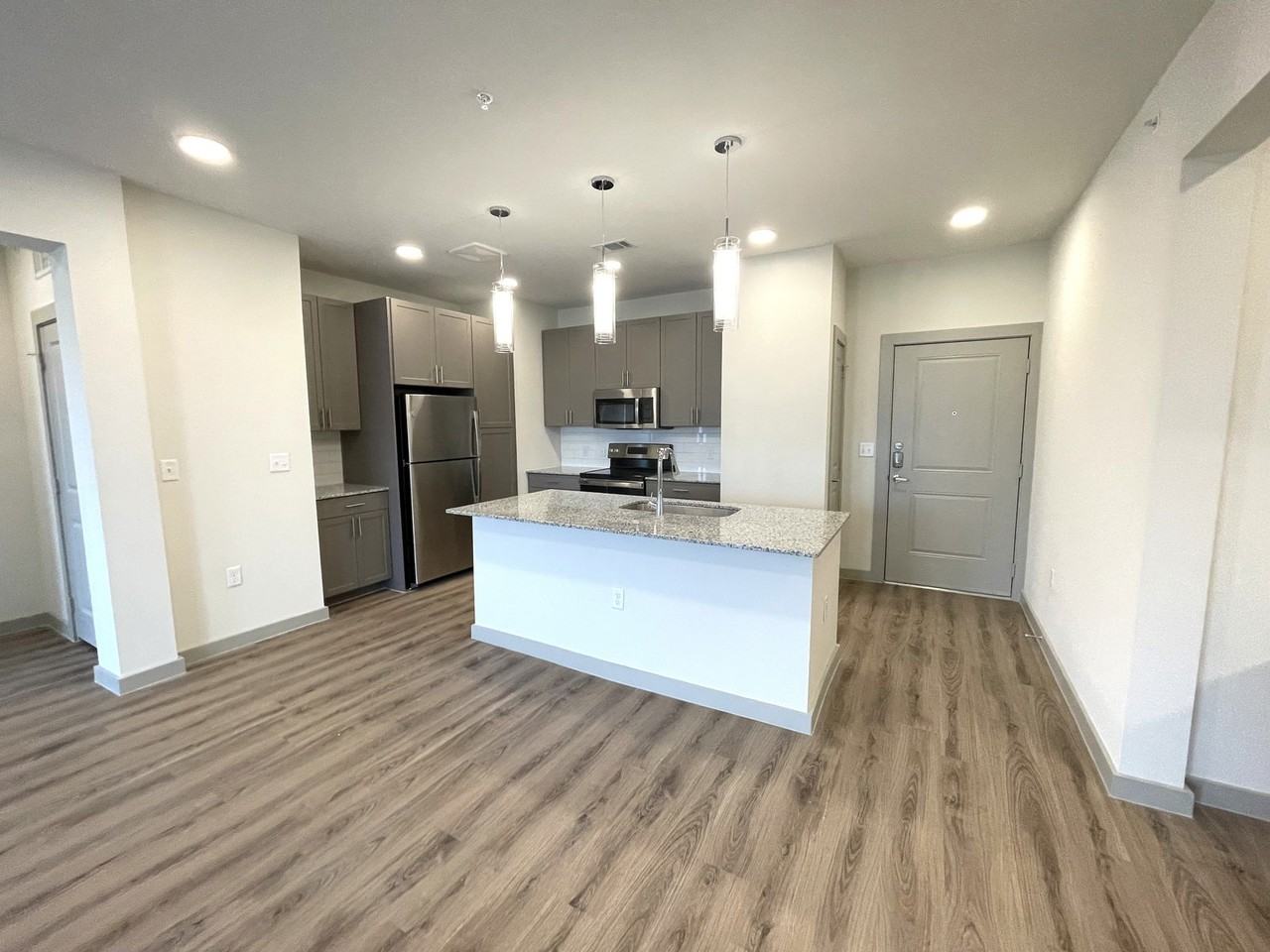 1111 Gallagher Dr #10205