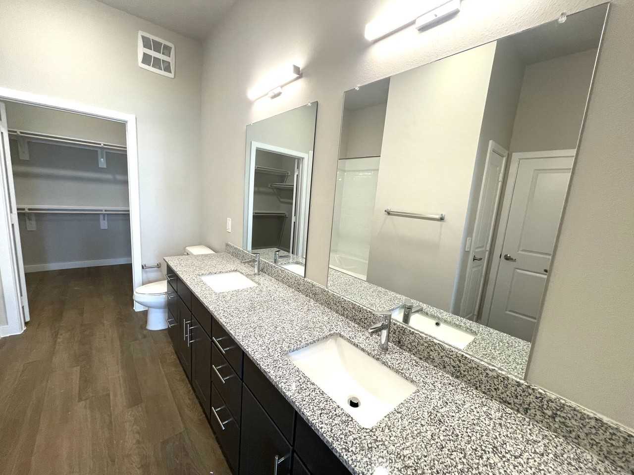 1325 Choate Pkwy #9342 - Photo 6 of 8