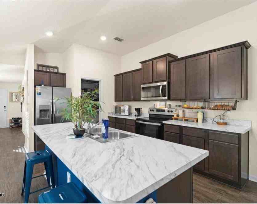 Bucking Bronco Dr - Photo 2 of 4