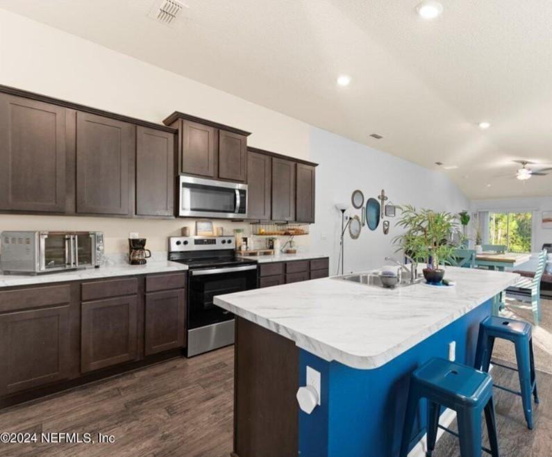 Bucking Bronco Dr - Photo 3 of 4