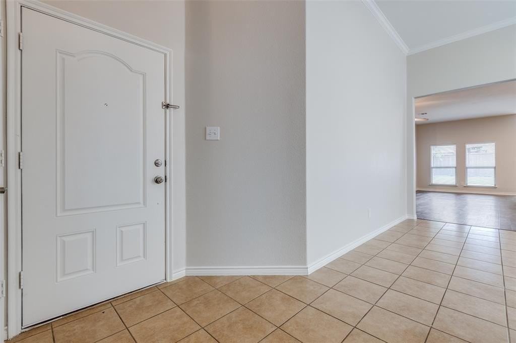 1212 Cypress Springs Trl - Photo 4 of 28