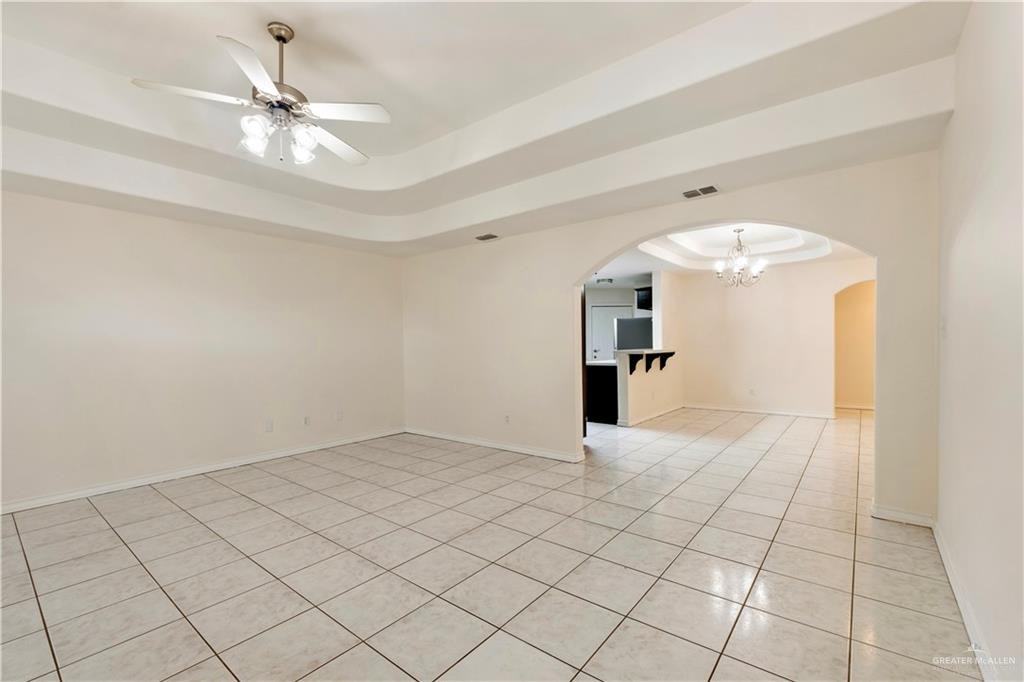 4405 N 27th St - Photo 6 of 21