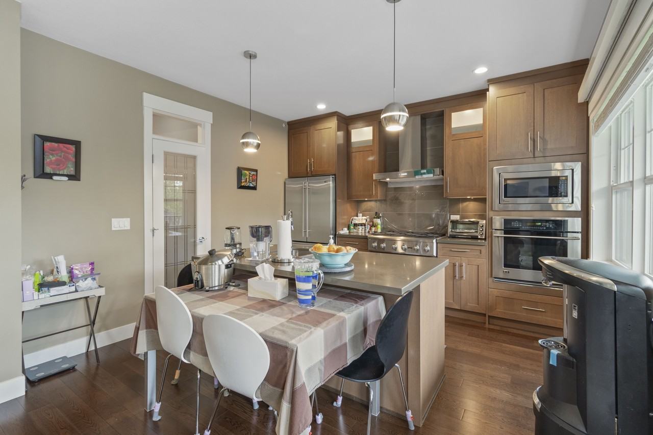 15988 32 Avenue #1* - Photo 5 of 25