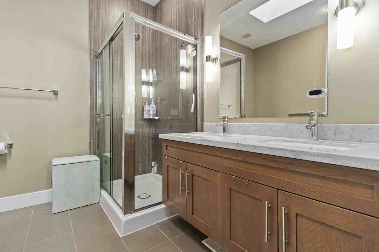 15988 32 Avenue - Photo 10
