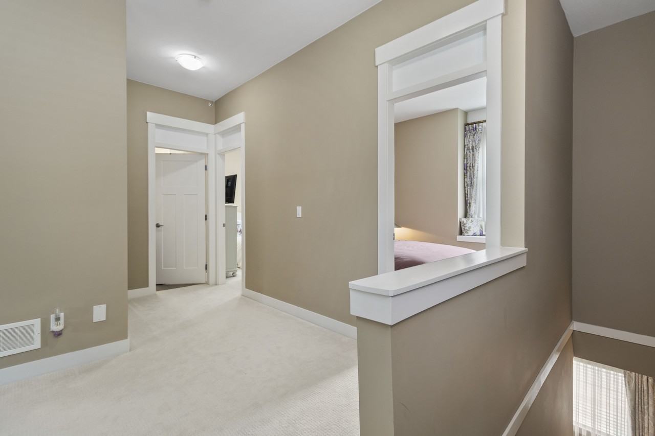 15988 32 Avenue - Photo 12
