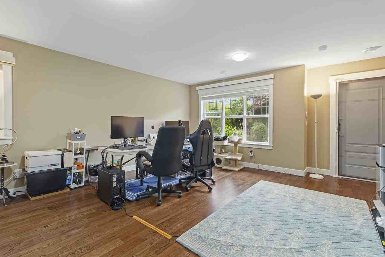 15988 32 Avenue - Photo 18