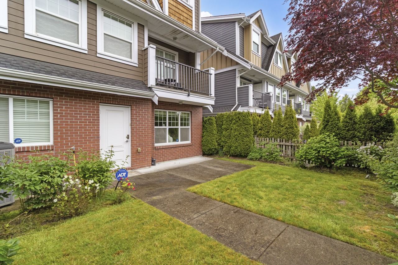 15988 32 Avenue - Photo 24