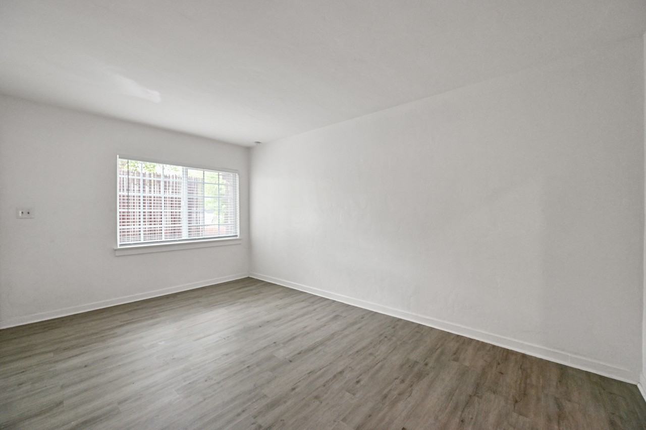 2709 North 7th Street - Photo 3 of 14