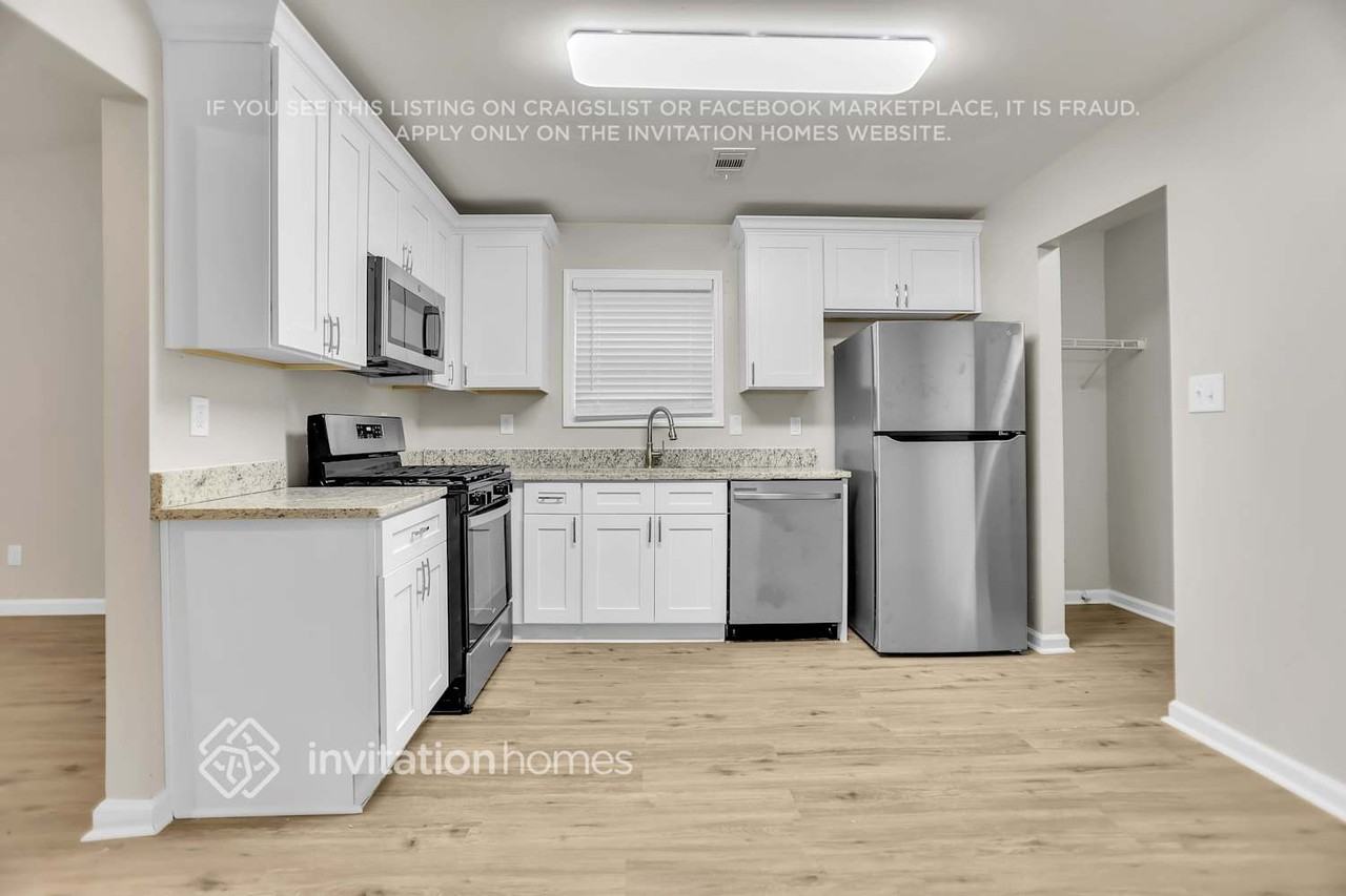 4680 Cedar Park Trl - Photo 4 of 14