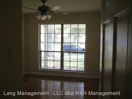 8502 McAvoy Dr - Photo 2 of 9