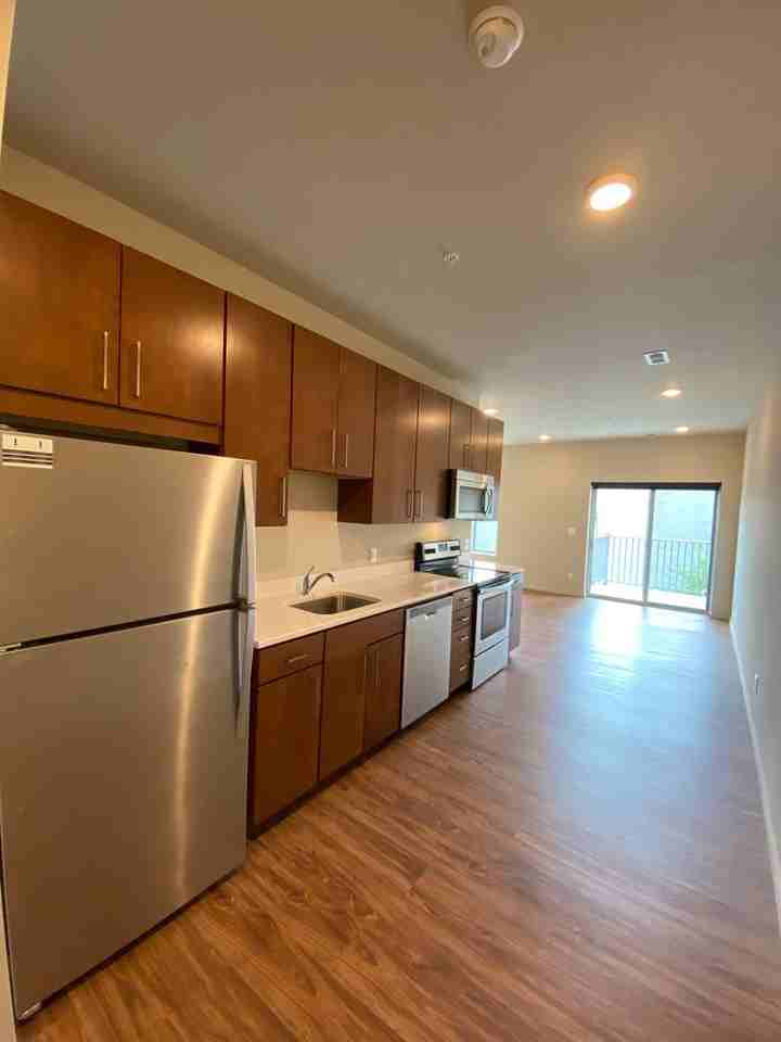 Highline 2 - Photo 2 of 36