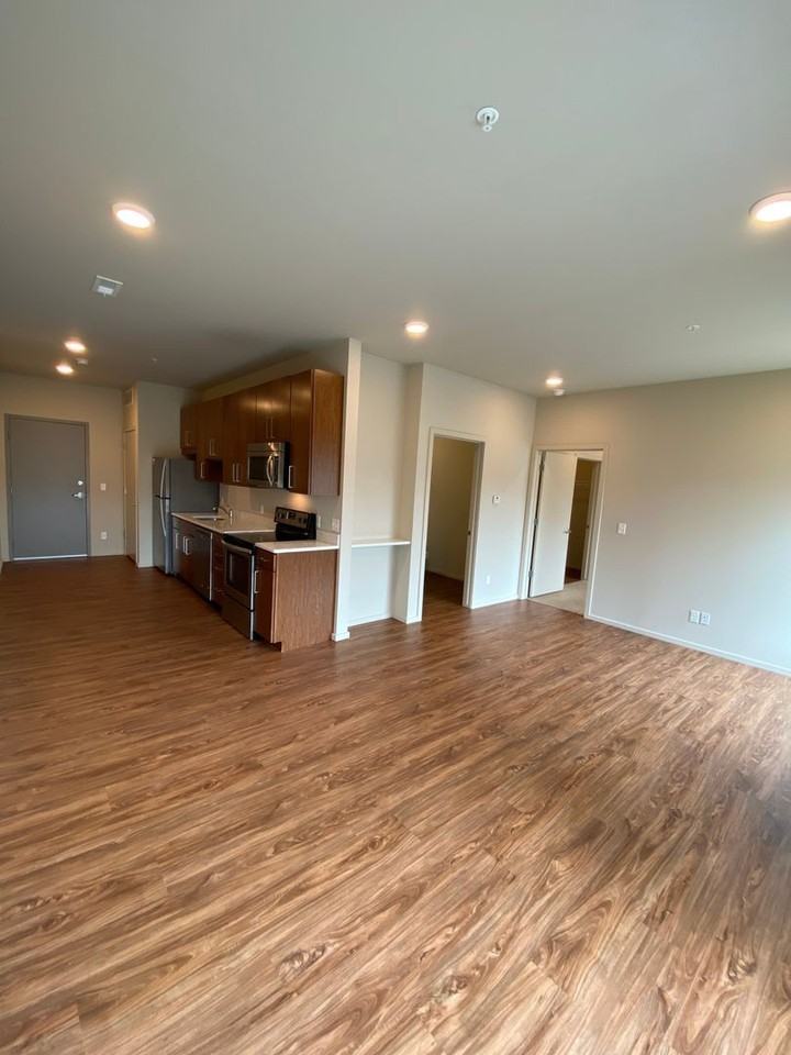 Highline 2 - Photo 3 of 36