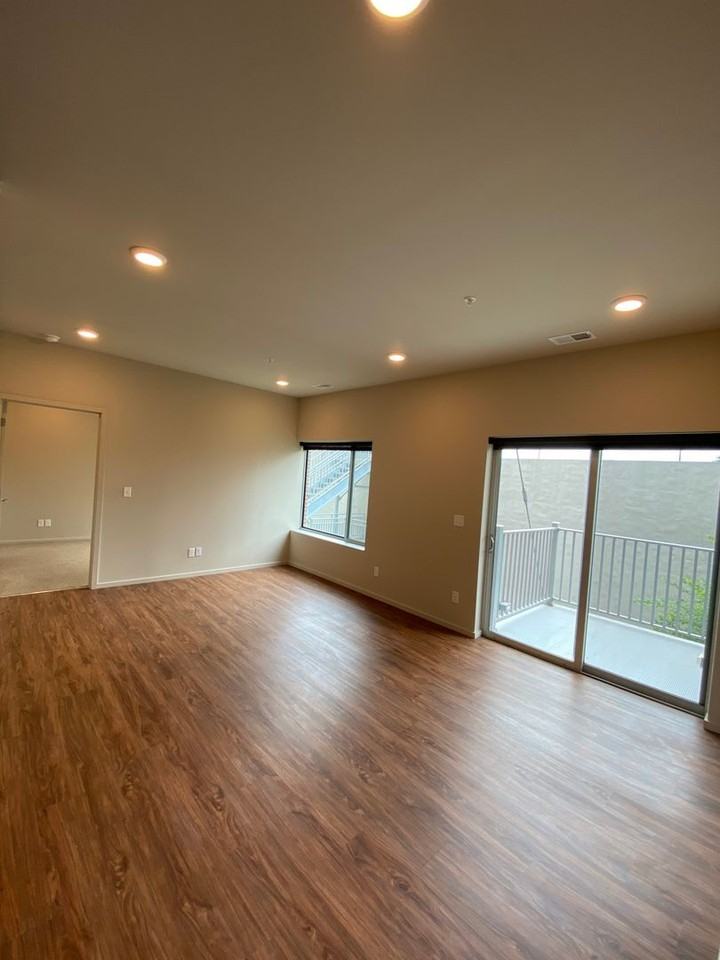 Highline 2 - Photo 4 of 36