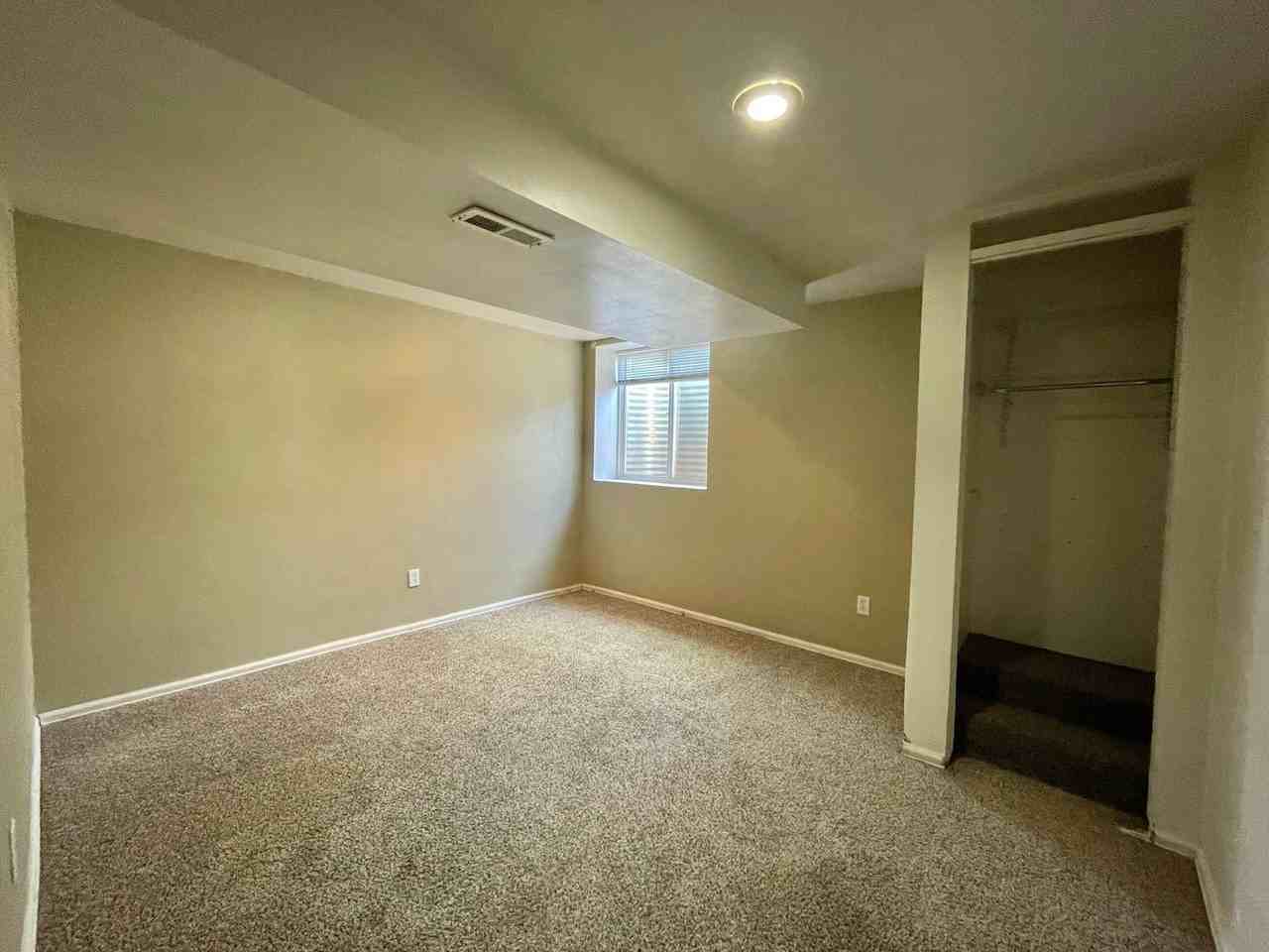 1729 11th Ave - Photo 6 of 24