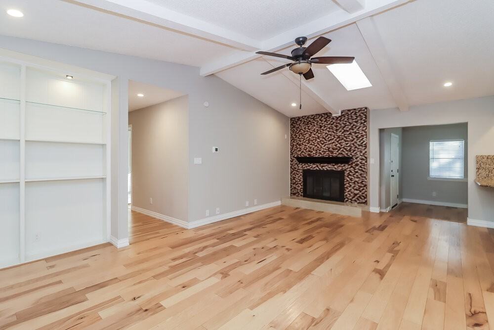 2715 Hilldale Blvd - Photo 3 of 16