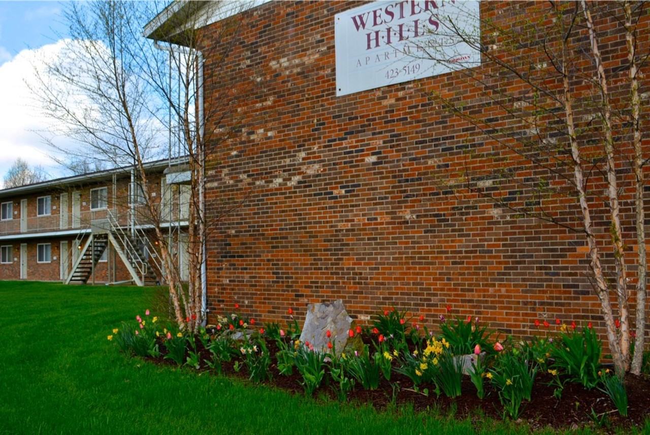 Western Hills Apartments - Photo 7 of 8