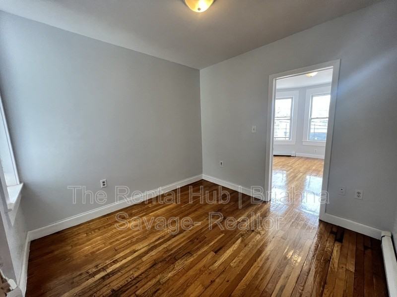 703 Nepperhan Ave #2 - Photo 7 of 11