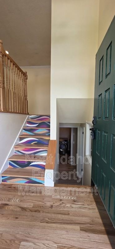 2910 N Mckinney St - Photo 3 of 33