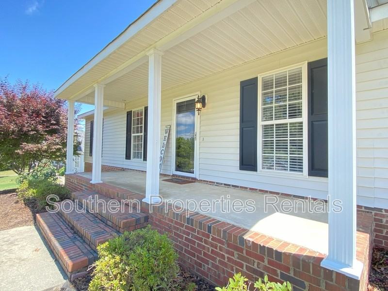 92 Hunters Rdg - Photo 2 of 20