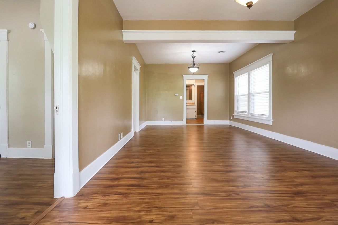 412 N Mckinley Ave - Photo 2 of 20