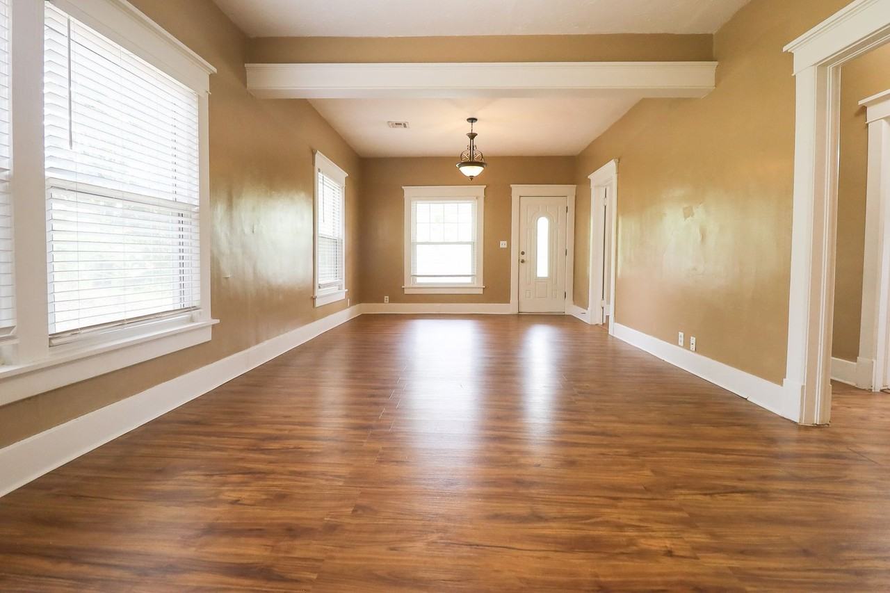 412 N Mckinley Ave - Photo 3 of 20