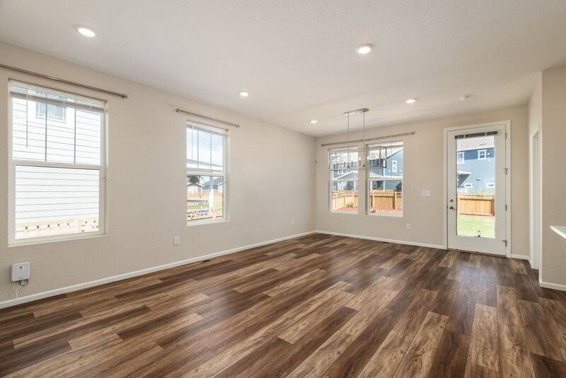 21109 E 61st Ave - Photo 5 of 33