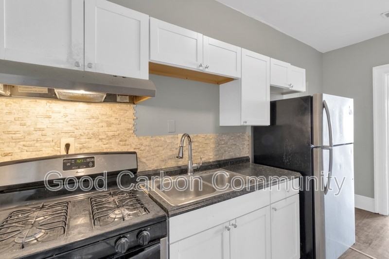 1073 Grant St #22 - Photo 2 of 17