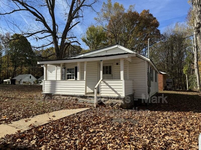 1403 Elm St - Photo 3 of 18