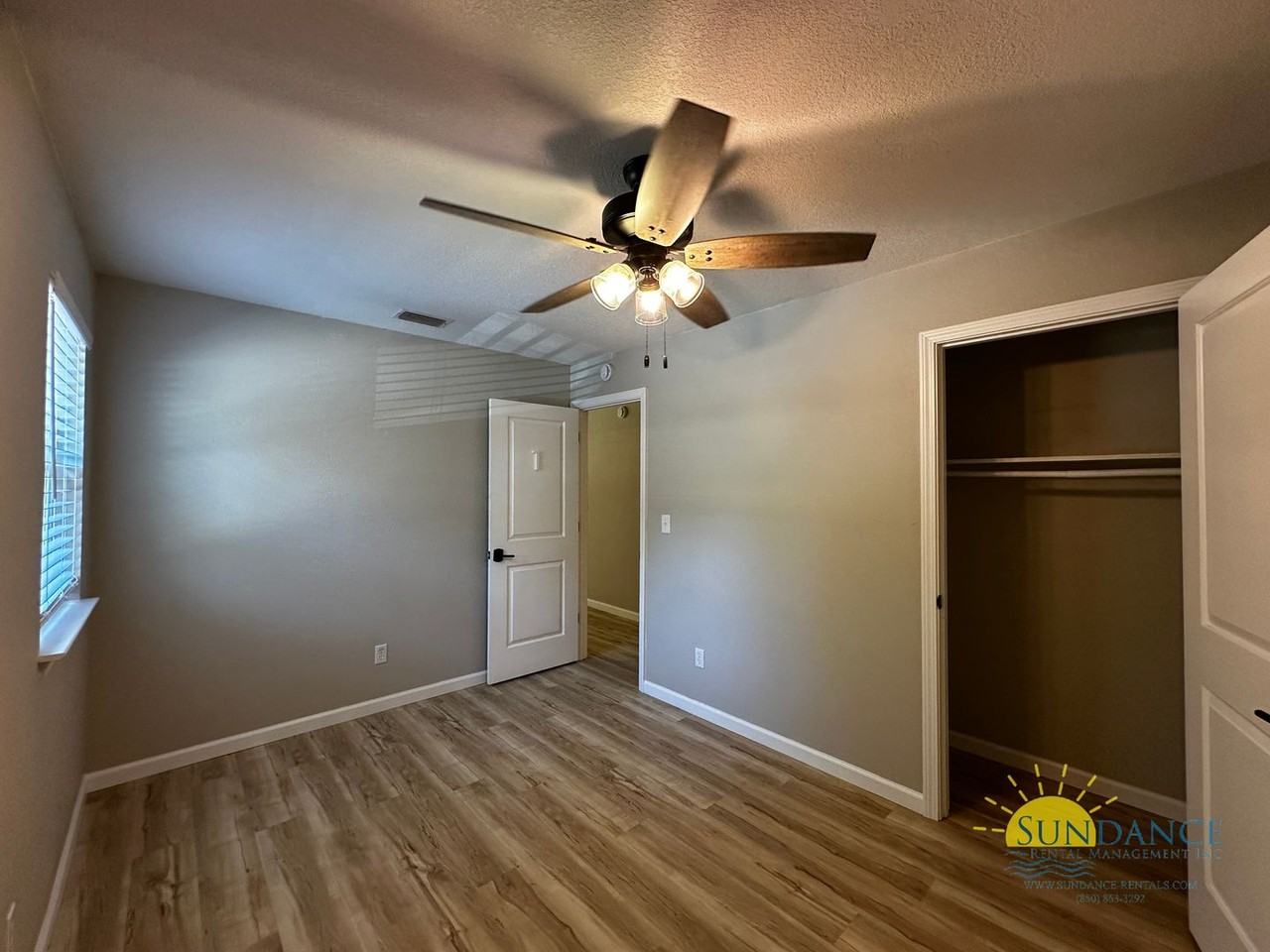 110 Hawkins Rd #B - Photo 7 of 17