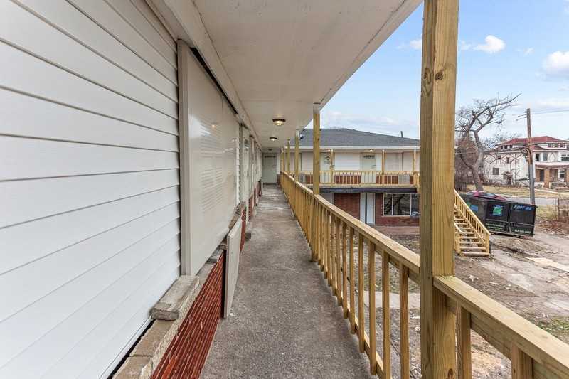 11411 Wyoming St - Photo 5 of 12