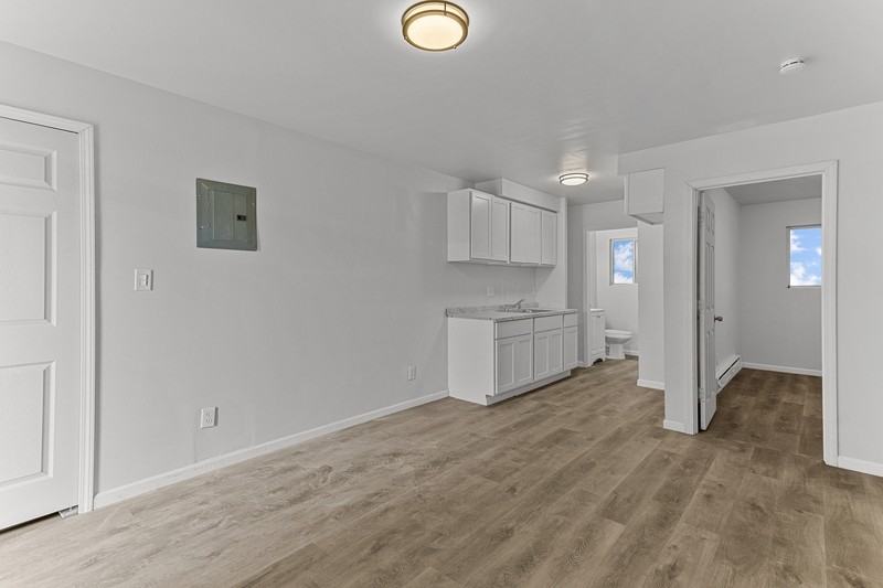 11411 Wyoming St - Photo 7 of 12