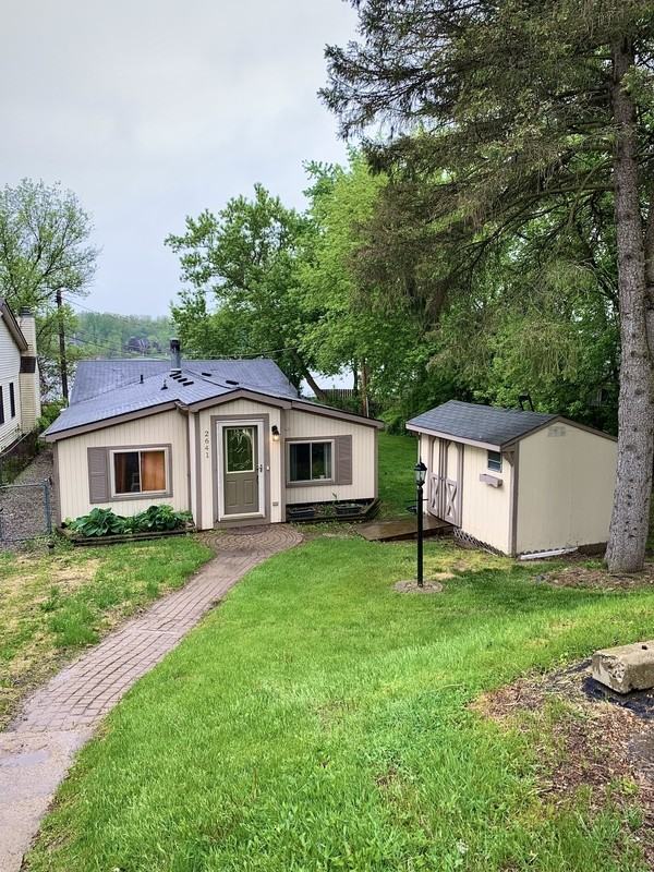 2641 Lakeridge - Photo 2 of 24